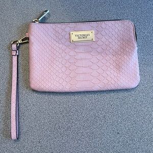 Victoria’s Secret Pink Wristlet Faux Leather/Gator Print